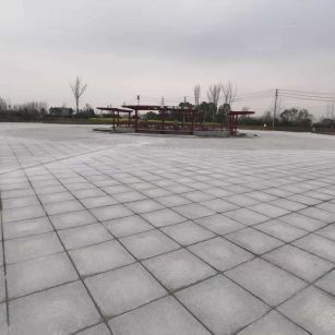 昆明 芝麻白火烧面-公园广场地铺效果