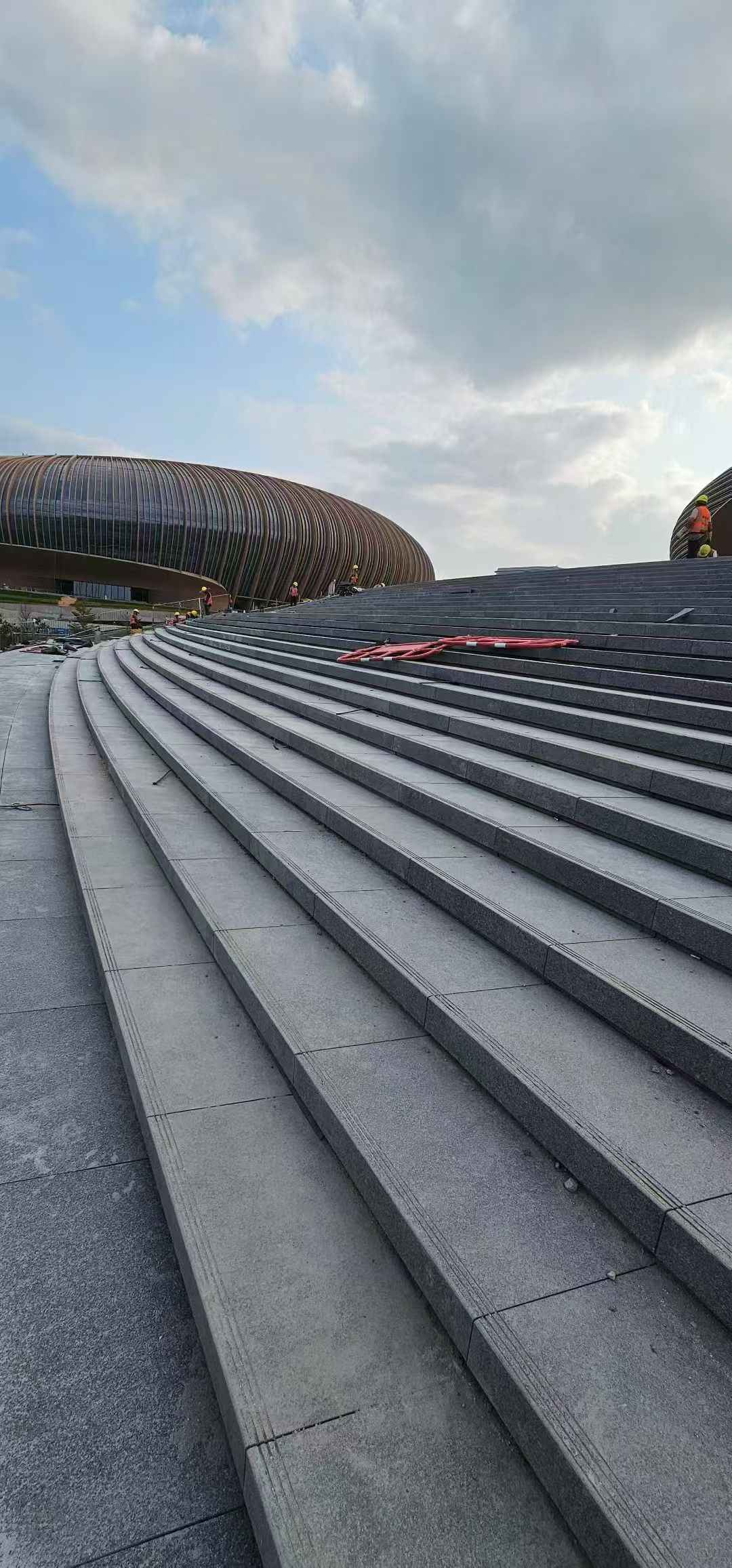 昆明 弧形整石台阶铺装效果图