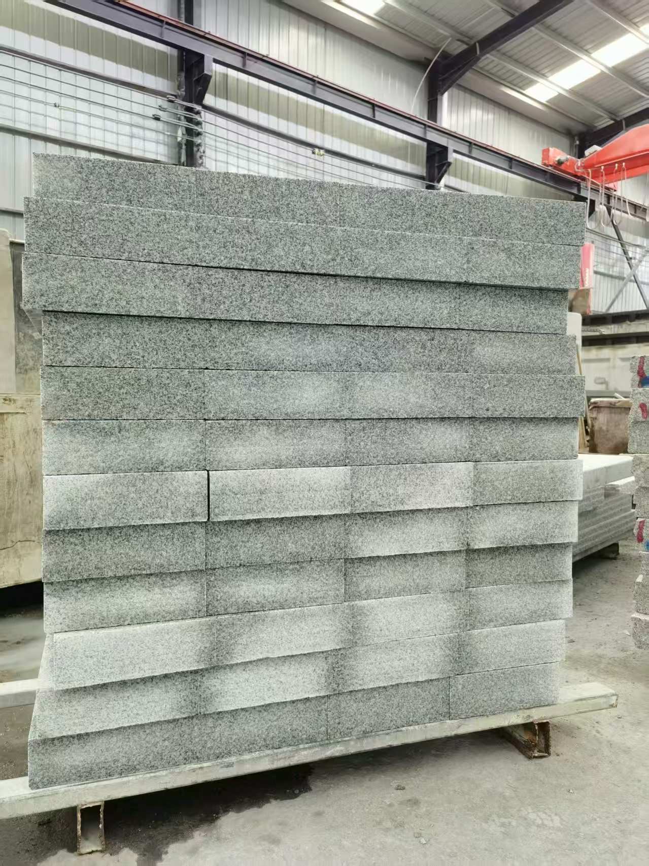 昆明 芝麻白10公分300*600广场地铺，A料定制，尺寸标准，厚薄均匀